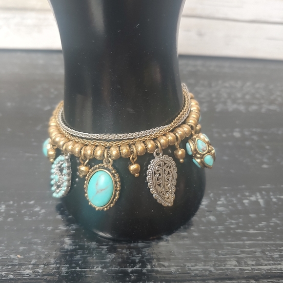 Lucky brand faux turquoise and gold tone charm bracelet - Picture 3 of 6